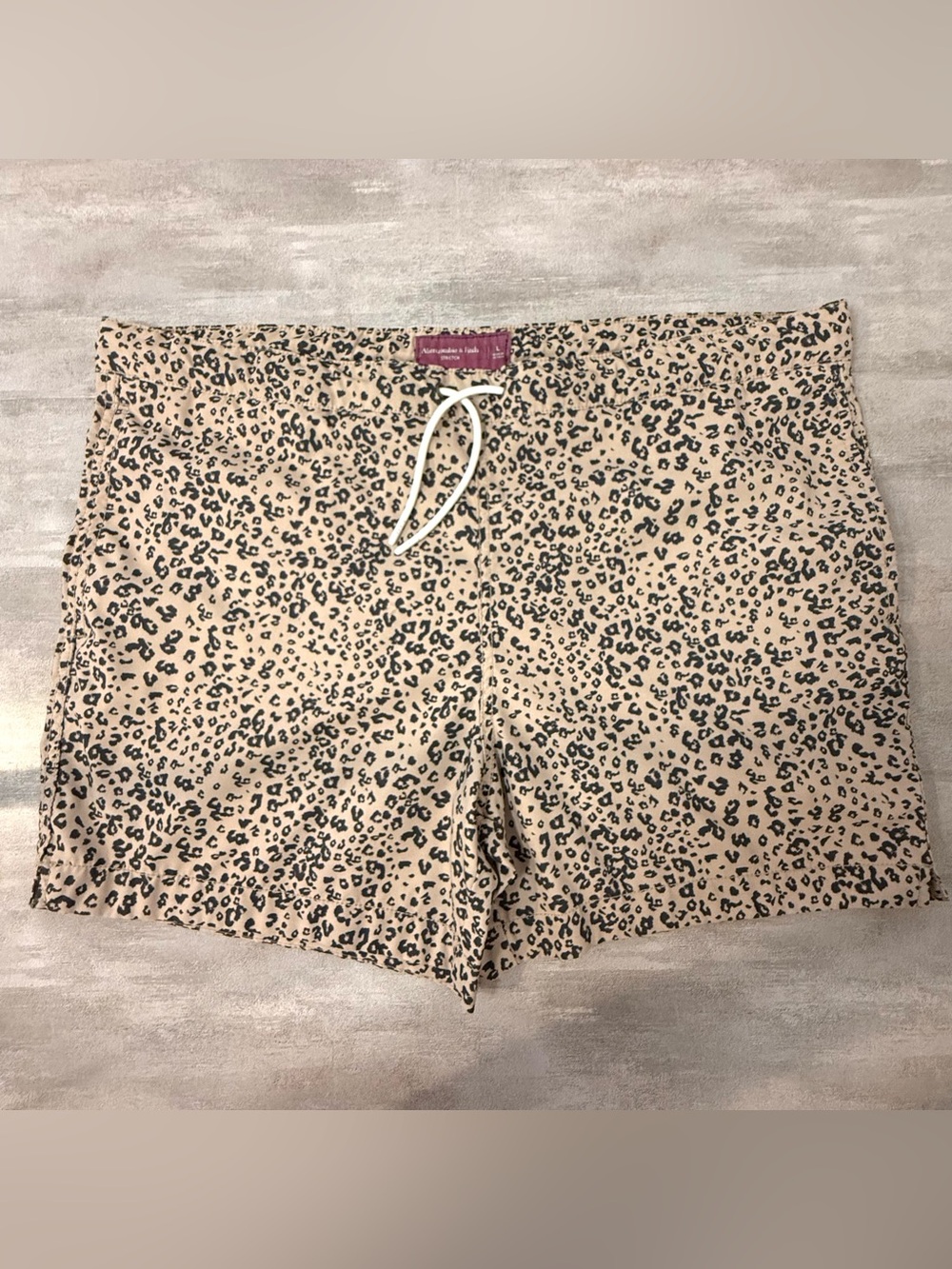 Abercrombie & Fitch Leopard Print Swim Trunks Shorts Men’s Large